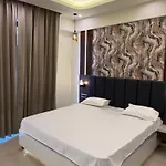Snooze And Stay Omaxe Hazratganj