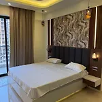 Snooze And Stay Omaxe Hazratganj